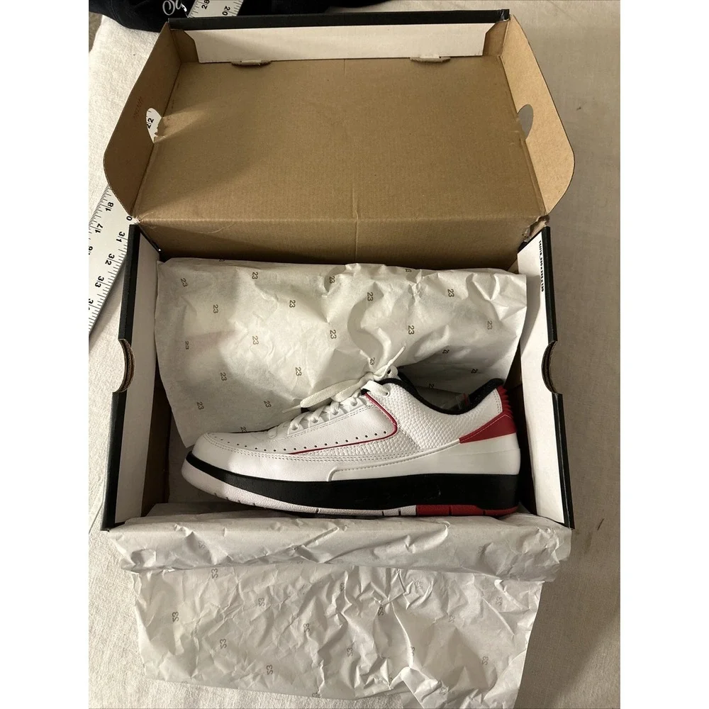 Size 9 - Air Jordan 2 Retro 2016 Low‎ Chicago Very Nice